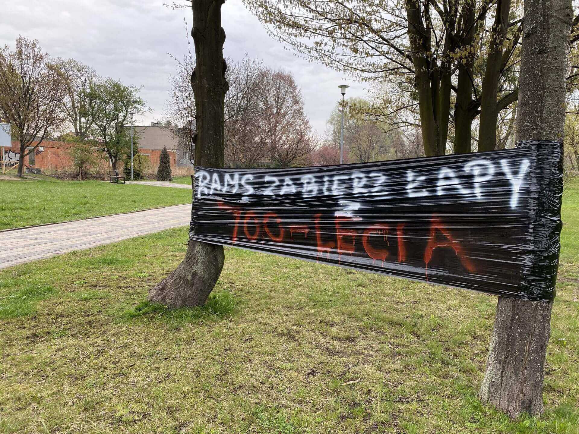 C93 E8047 F110 4 F1 C 9 B2 E 63 DE5 B7 A34 BD C93 E8047 F110 4 F1 C 9 B2 E 63 DE5 B7 A34 BD