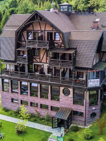 Ferie zimowe w Górach Izerskich? Hotel Sudetia w Świeradowie-Zdroju zaprasza! Ferie zimowe w Górach Izerskich? Hotel Sudetia w Świeradowie-Zdroju zaprasza!