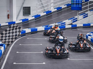 Atrakcje dla dzieci i dorosłych przez cały rok - E1GOKART Chorzów Zdjęcie Główne