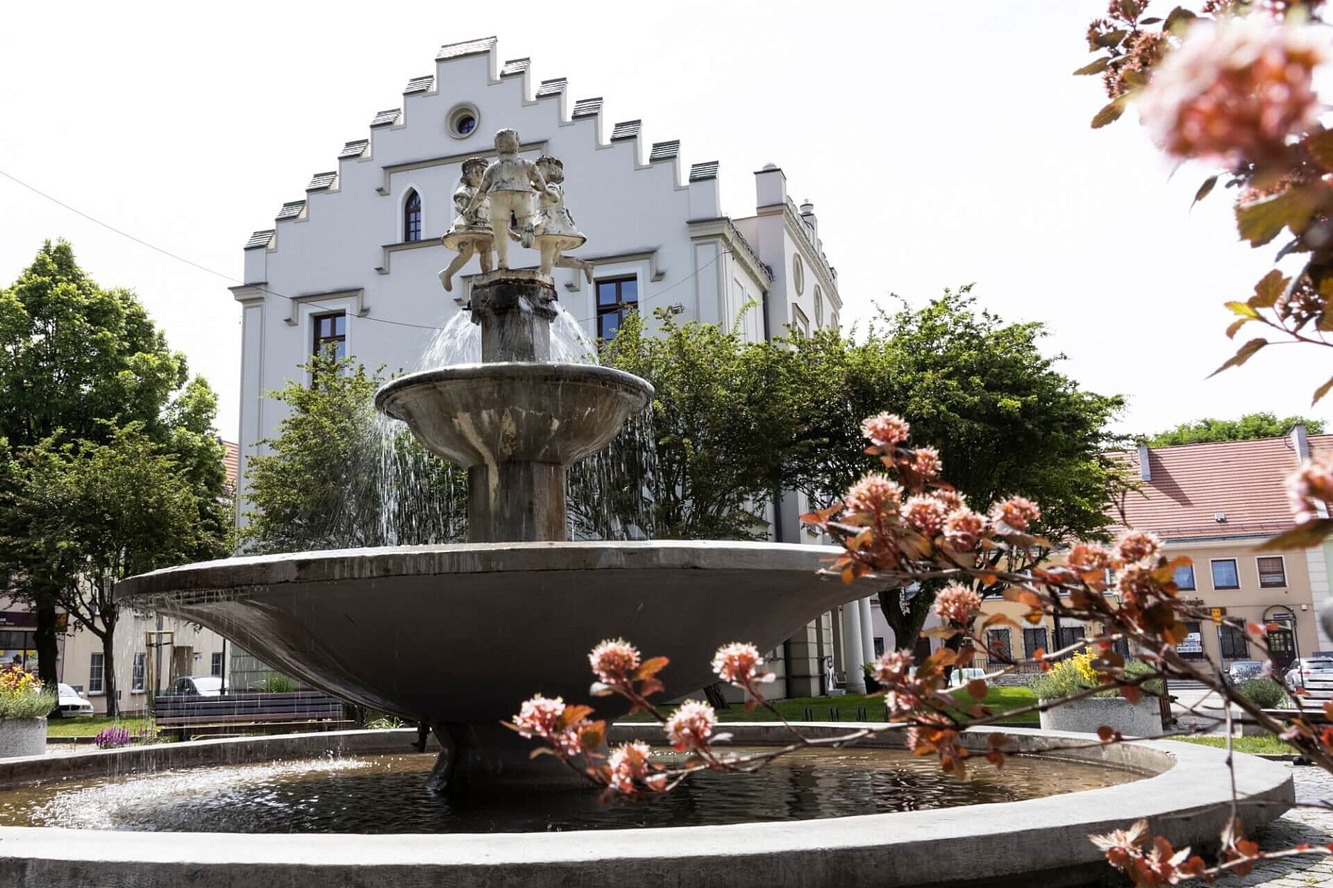 Pyskowice fontanna rynek Pyskowice fontanna rynek